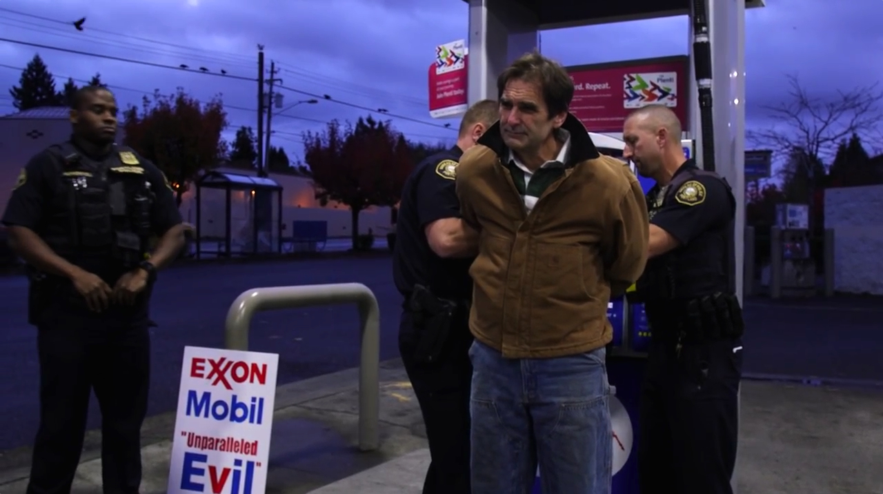 Anyone can do it: Ken Ward #ExxonKnew protest in Portland, Oregon